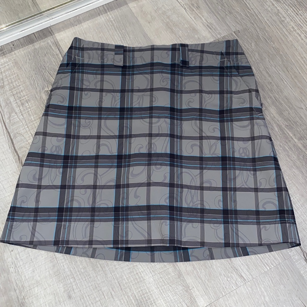 Nwot - Nike Golf Skort - Grey With Aqua Patterned - Very Pretty Sz 2